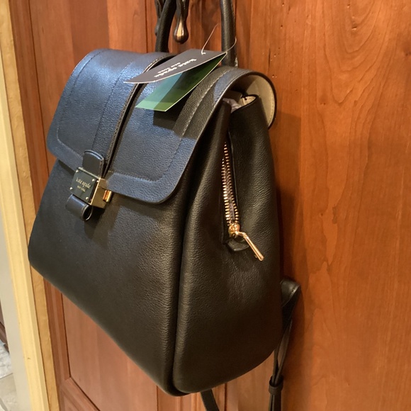 Kate Spade NY Nouveau Black Pebbled Leather Flap Bag/Purse/Backpack Medium Size - Picture 4 of 16